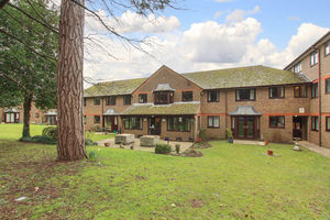 Photo 8- click for photo gallery